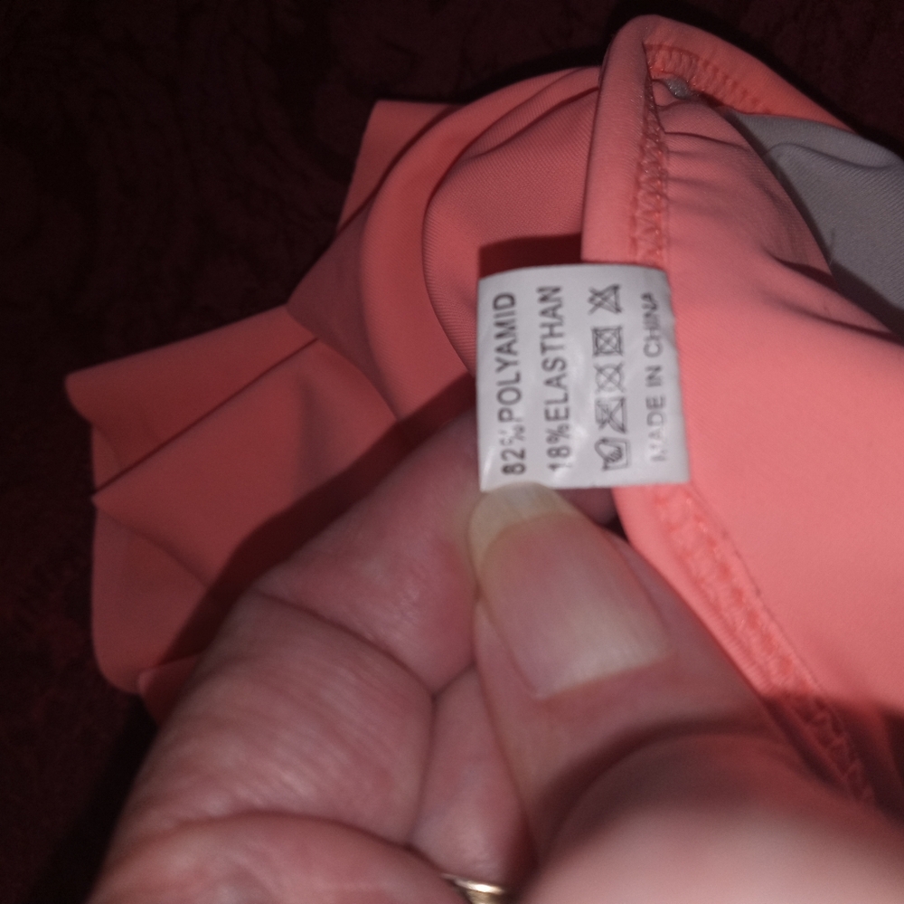 Peach Padded Ruffled Swim Top🏵️ - Picture 6 of 6